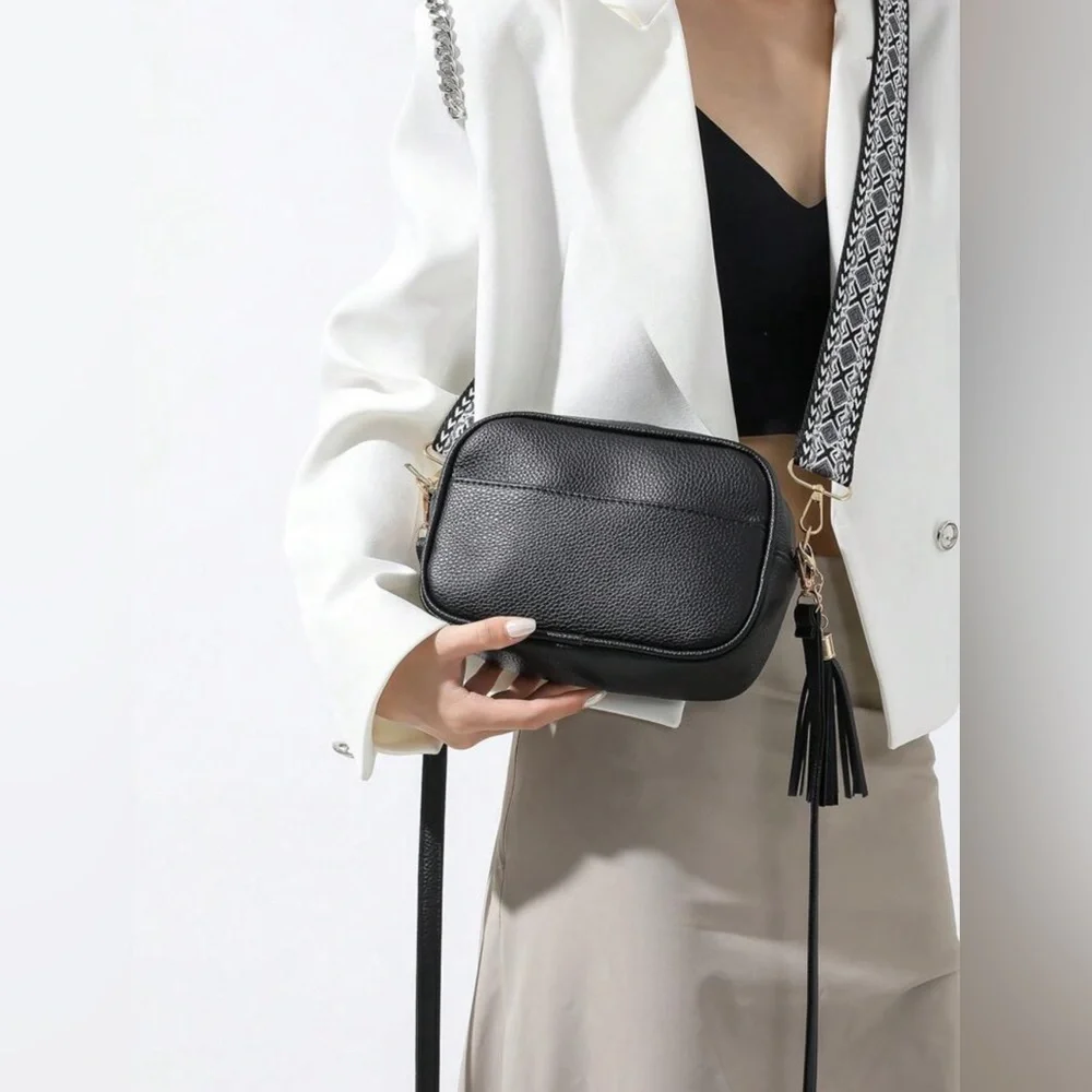 New Crossbody Bag, Shoulder Bag - Picture 2 of 5